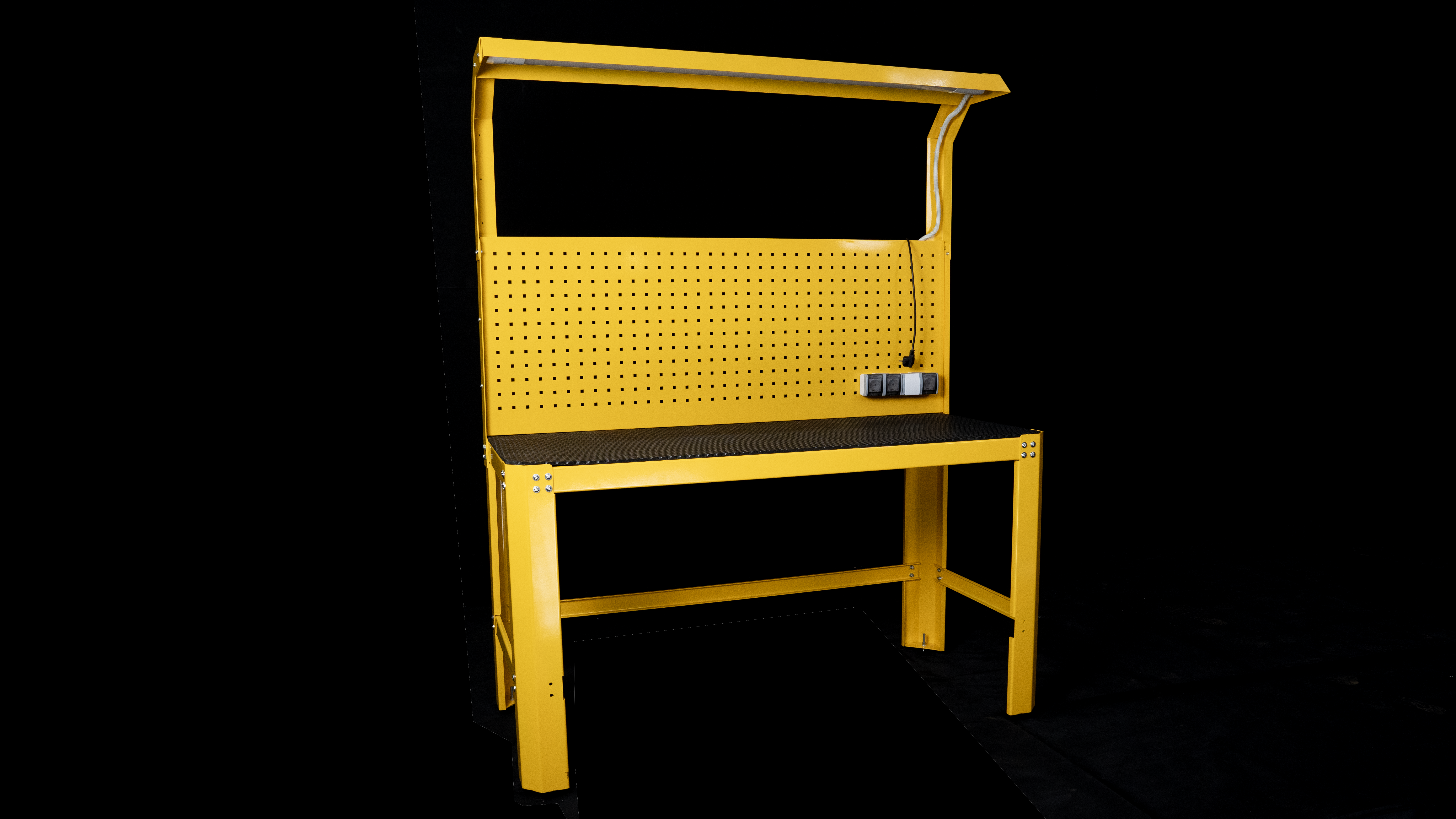 Верстак слесарный Скиф  1560-710 В сборе -  Skif.in.ua