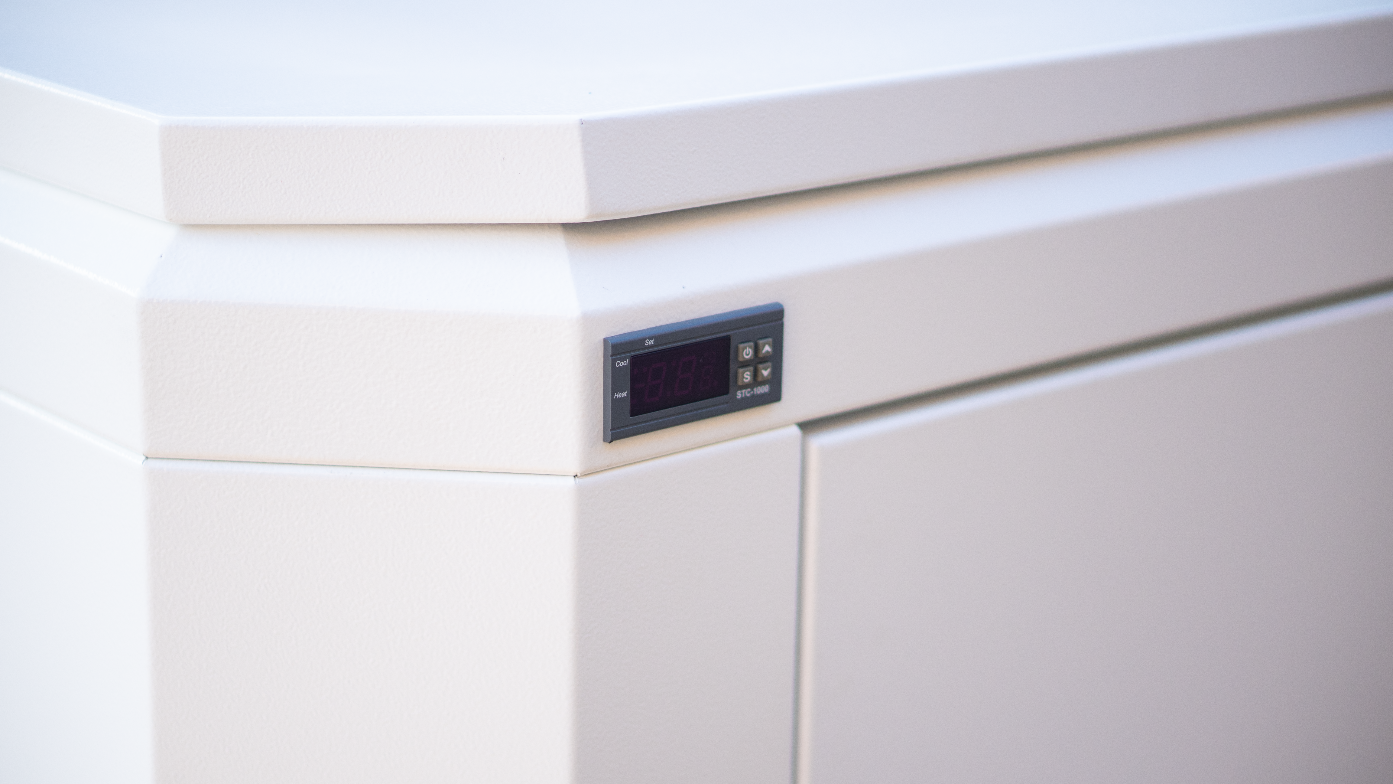 Шумоизоляционный бокс для генератора SKIF SAE-20 (до 20 квт.) -  Skif.in.ua